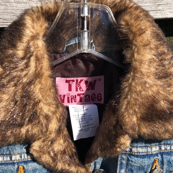 TWK Vintage Blue Jeans Denim Jacket with faux fur Collar and trim - Picture 4 of 7